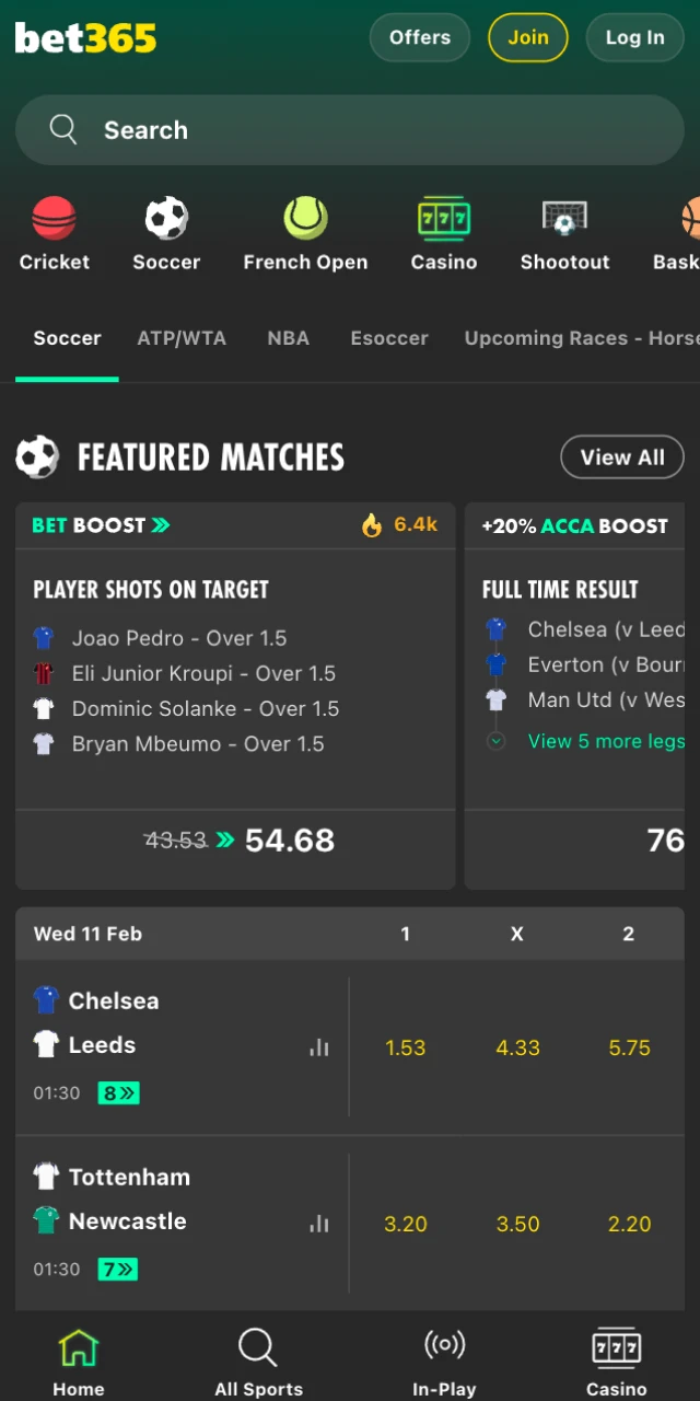 Check the main page interface of the Bet 365 App for easy navigation.